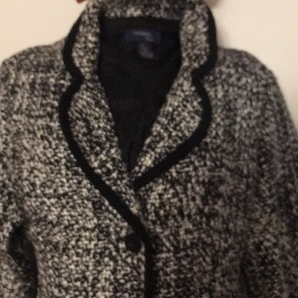 Fall Blazer Jacket.    B4 - Picture 7 of 8